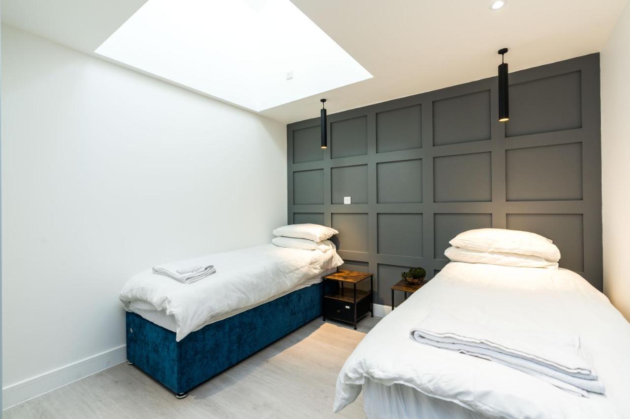 Spacious Modern 2 Bedroom Flat Apartamento *